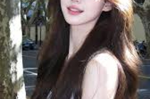 炸裂！司晓迪凌晨甩黑色吊带美照评论区从吃瓜到吐槽吵翻了天