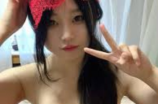 吃瓜一种群众喜闻乐见的休闲活动